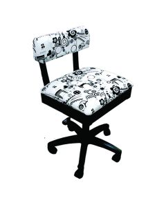 horn-funky-chair-black-and-white
